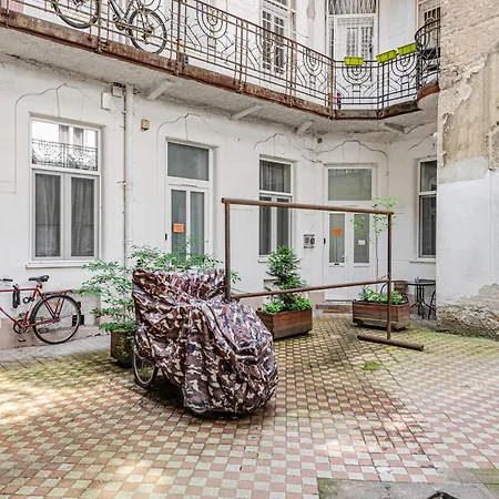 Abigel Family & Studio Apartment Budapest Exterior photo